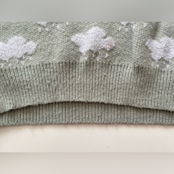 Rain Cloud Vest - Picture 4 of 10